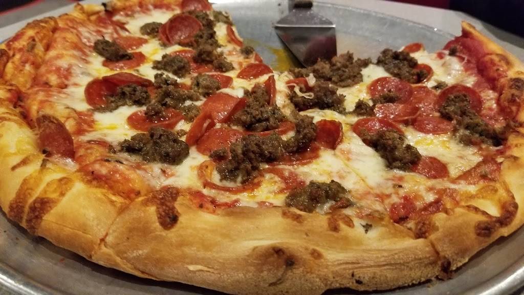 Papa Rocks Pizza Pub | restaurant | 4512 Broadway Blvd, Monroeville, PA 15146, USA | 4128566441 OR +1 412-856-6441