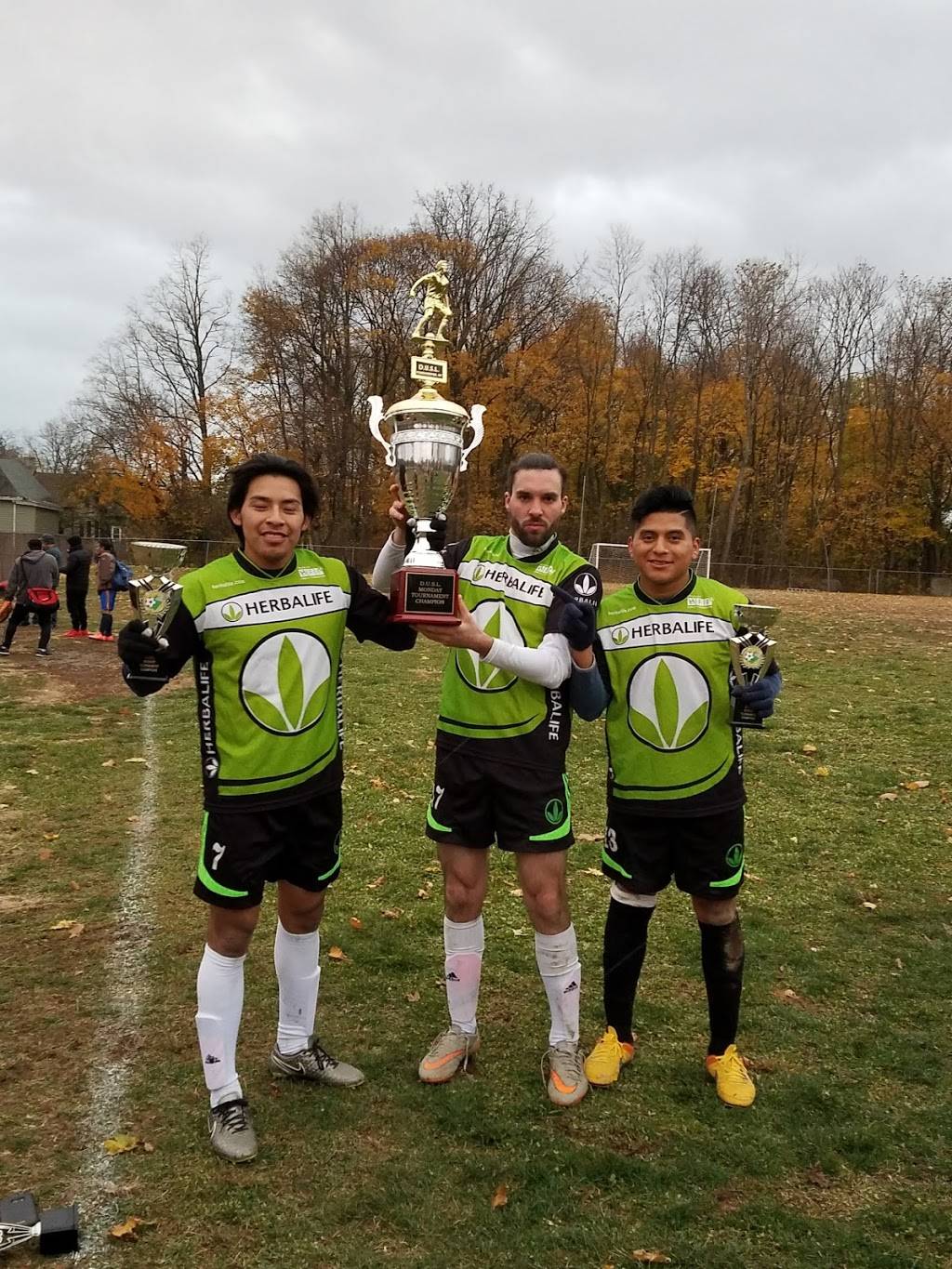 Bennys 10th Inning | restaurant | 4 Lincoln Ave, Poughkeepsie, NY 12601, USA | 8454520188 OR +1 845-452-0188