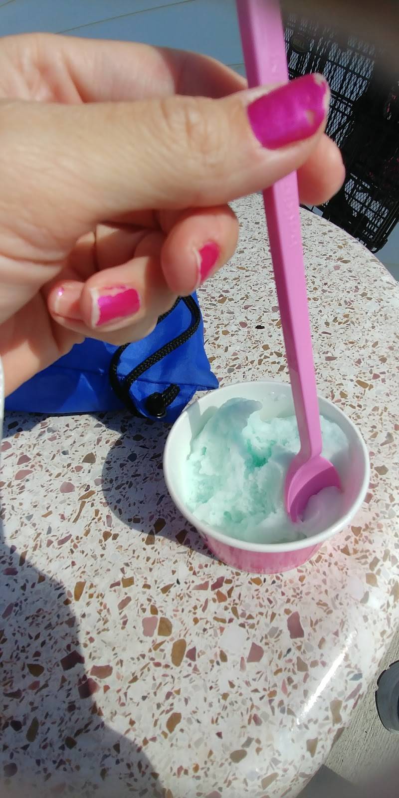 Dunkin | bakery | 751 N Cable Rd, Lima, OH 45805, USA | 5672899125 OR +1 567-289-9125