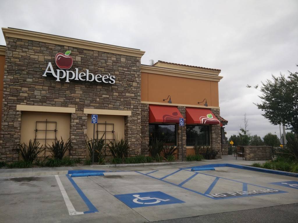 Applebees Grill + Bar | restaurant | 12600 Day St, Moreno Valley, CA 92553, USA | 9514131418 OR +1 951-413-1418