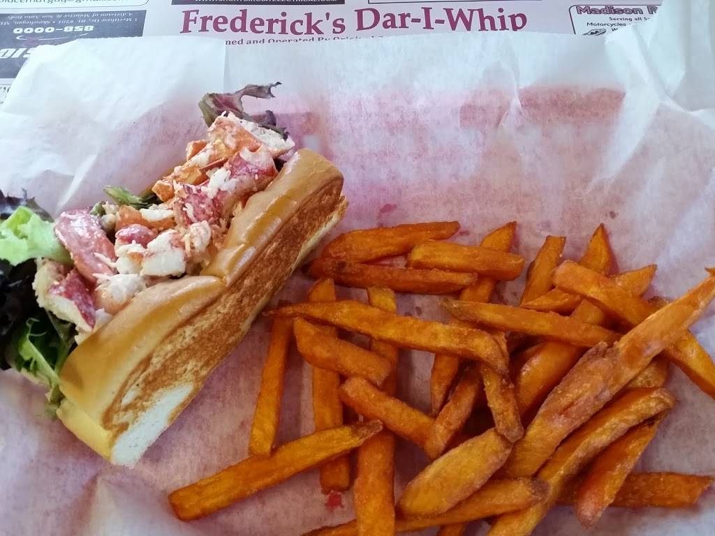 Fredericks Dar-I-Whip | restaurant | 120 Mercer Rd, Norridgewock, ME 04957, USA | 2076344962 OR +1 207-634-4962