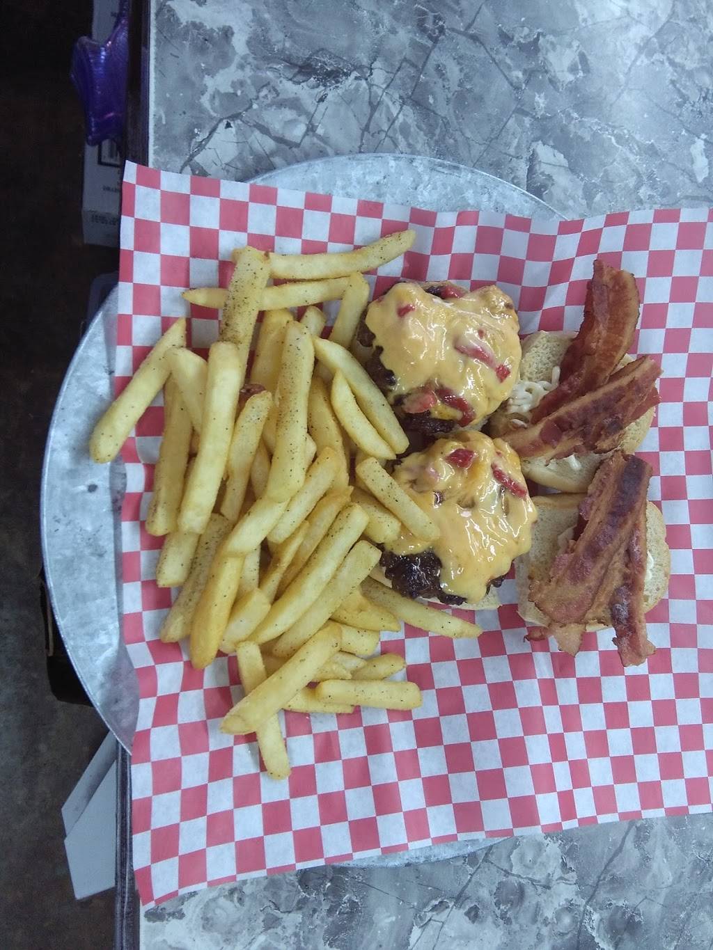 Beckys Kitchen | restaurant | 3115 TN-57, Counce, TN 38326, USA | 7316076951 OR +1 731-607-6951