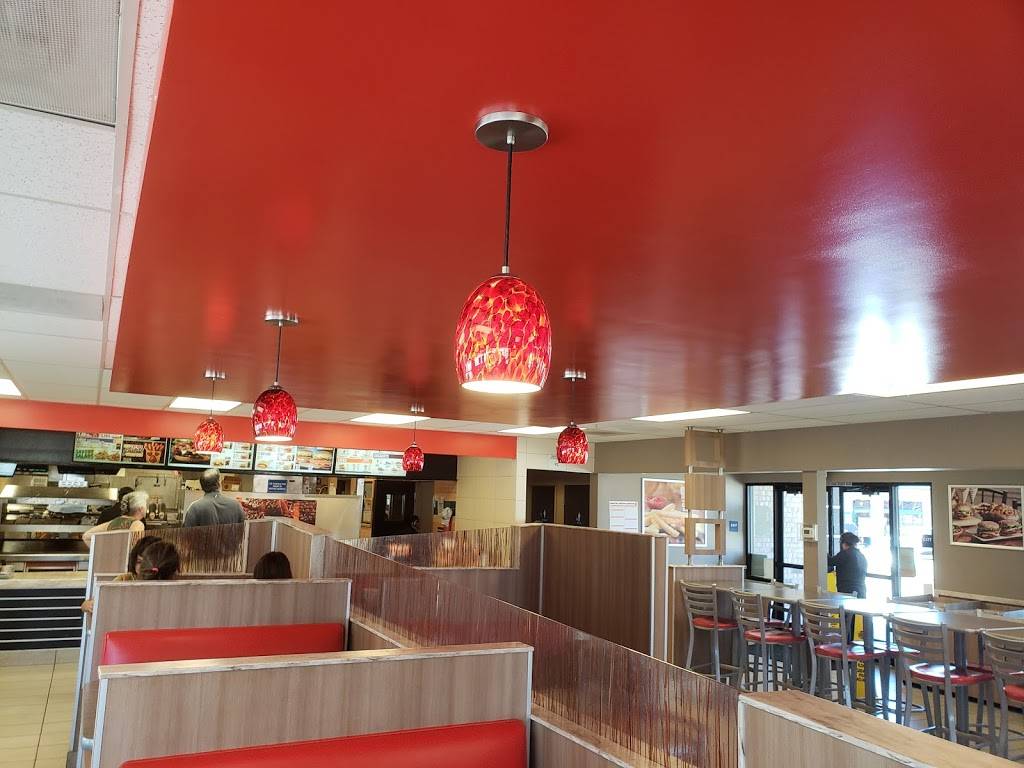 Burger King | restaurant | 30 Cabrillo Hwy N, Half Moon Bay, CA 94019, USA | 6507261182 OR +1 650-726-1182