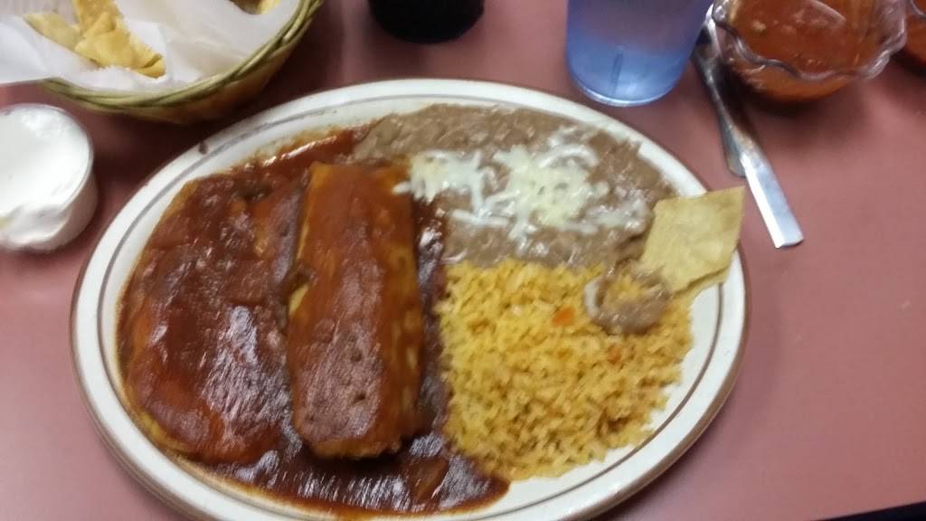 El Rosal | restaurant | 3900 Pelandale Ave #155, Modesto, CA 95356, USA | 2095430898 OR +1 209-543-0898