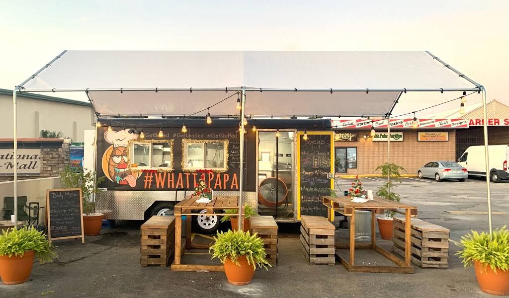 Whattapapa | restaurant | 5317 E Sligh Ave, Tampa, FL 33617, USA | 8134221852 OR +1 813-422-1852