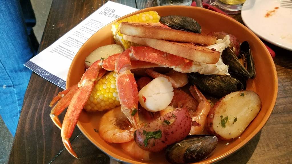 Reel Fish Coastal Kitchen & Bar | restaurant | 1234 N Orange Ave, Winter Park, FL 32789, USA | 4075433474 OR +1 407-543-3474