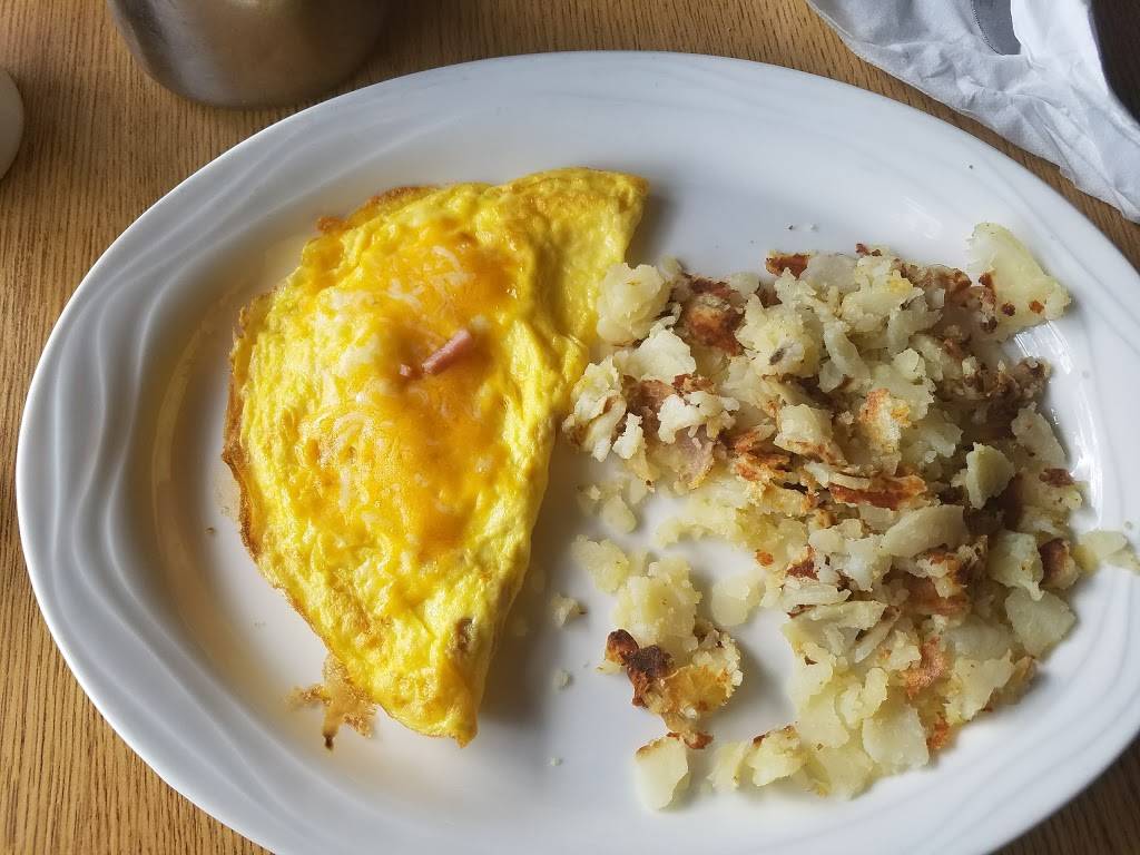 L.A. Petes | restaurant | 6080 Brecksville Rd, Independence, OH 44131, USA | 2166424341 OR +1 216-642-4341