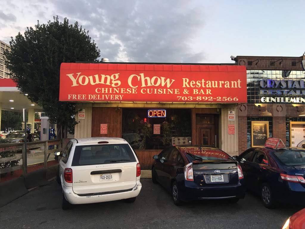 Young Chow Restaurant | restaurant | 420 23rd St S, Arlington, VA 22202, USA | 7038922566 OR +1 703-892-2566