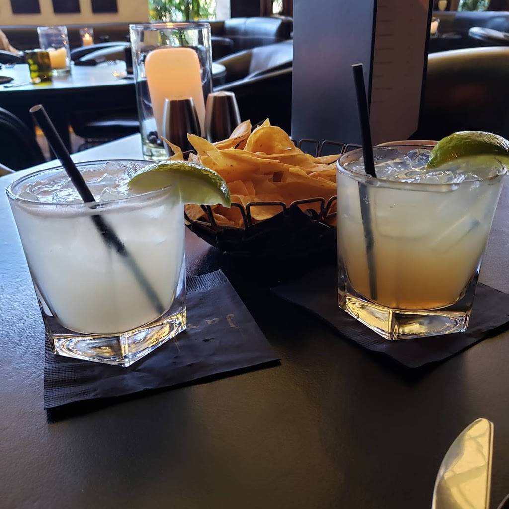 Javiers | restaurant | 4301 La Jolla Village Dr Suite 1000, San Diego, CA 92122, USA | 8582002222 OR +1 858-200-2222