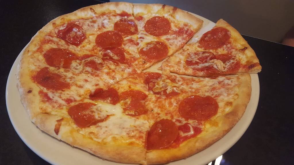 Amore Pasta & Pizza | restaurant | 4709 TX-121, The Colony, TX 75056, USA | 9726241313 OR +1 972-624-1313