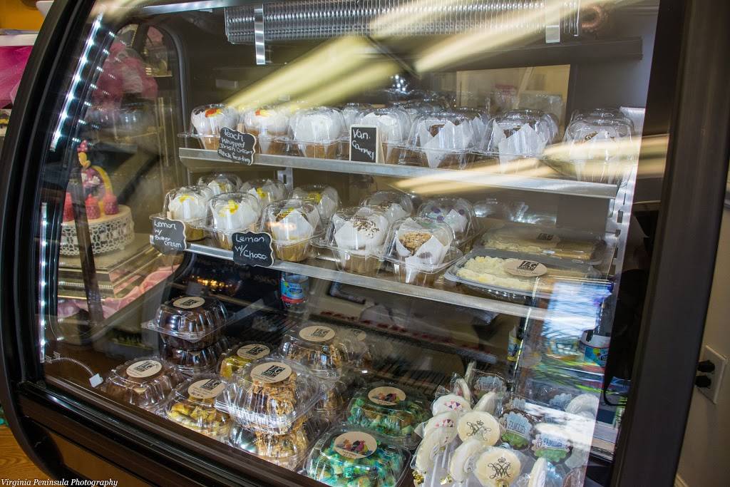 Cakes by Tawanda | bakery | 13813 Warwick Blvd Suite G, Newport News, VA 23602, United States | 7573452440 OR +1 757-345-2440