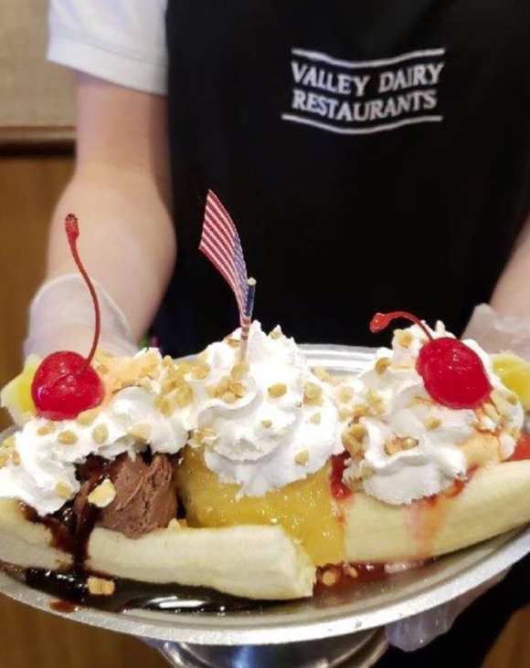 Valley Dairy Restaurant | restaurant | 400 Tri County Lane, Belle Vernon, PA 15012, USA | 7242433579 OR +1 724-243-3579