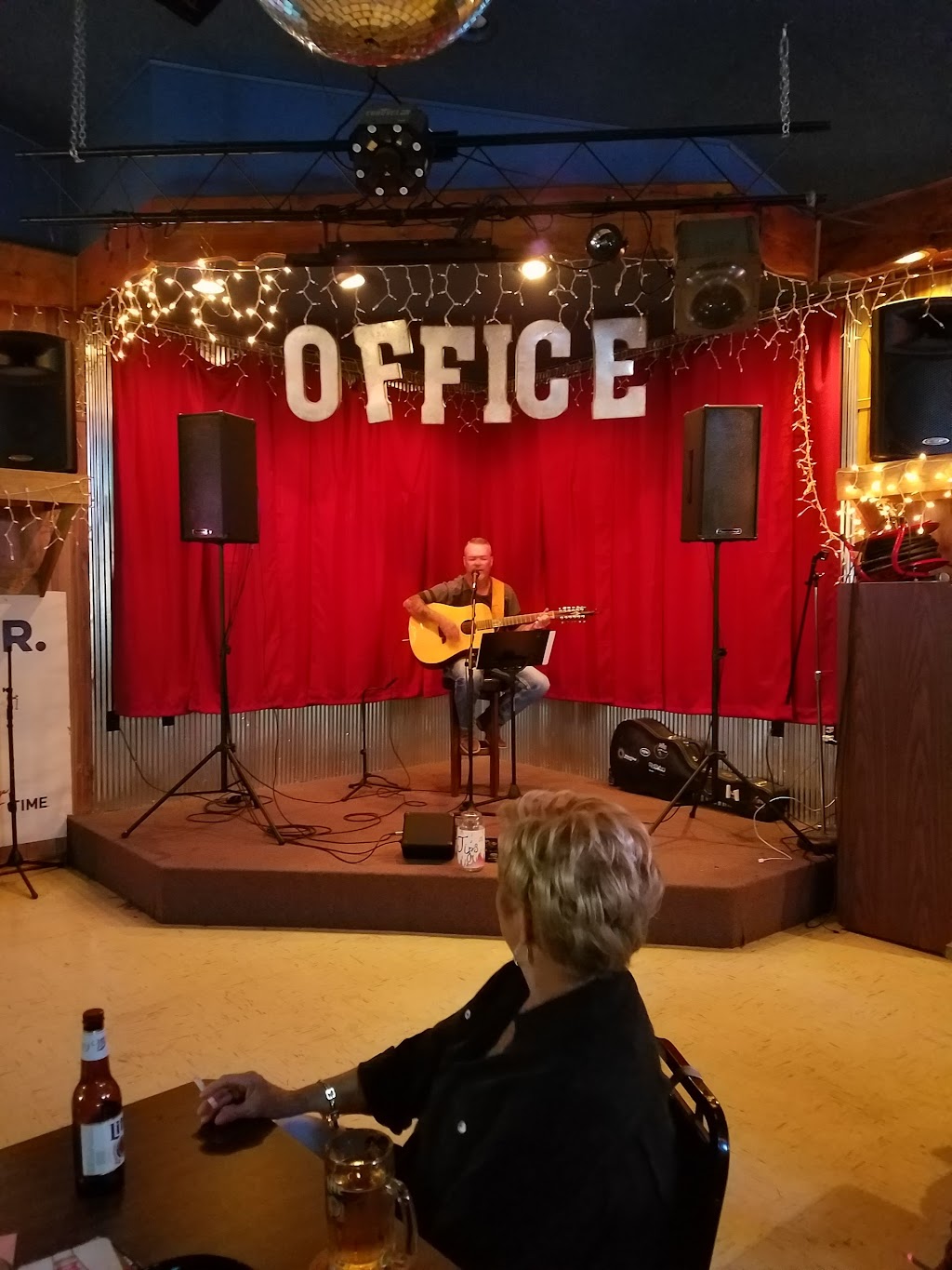 The Office | restaurant | 420 Maple St, Poplar Bluff, MO 63901, USA | 5738405049 OR +1 573-840-5049