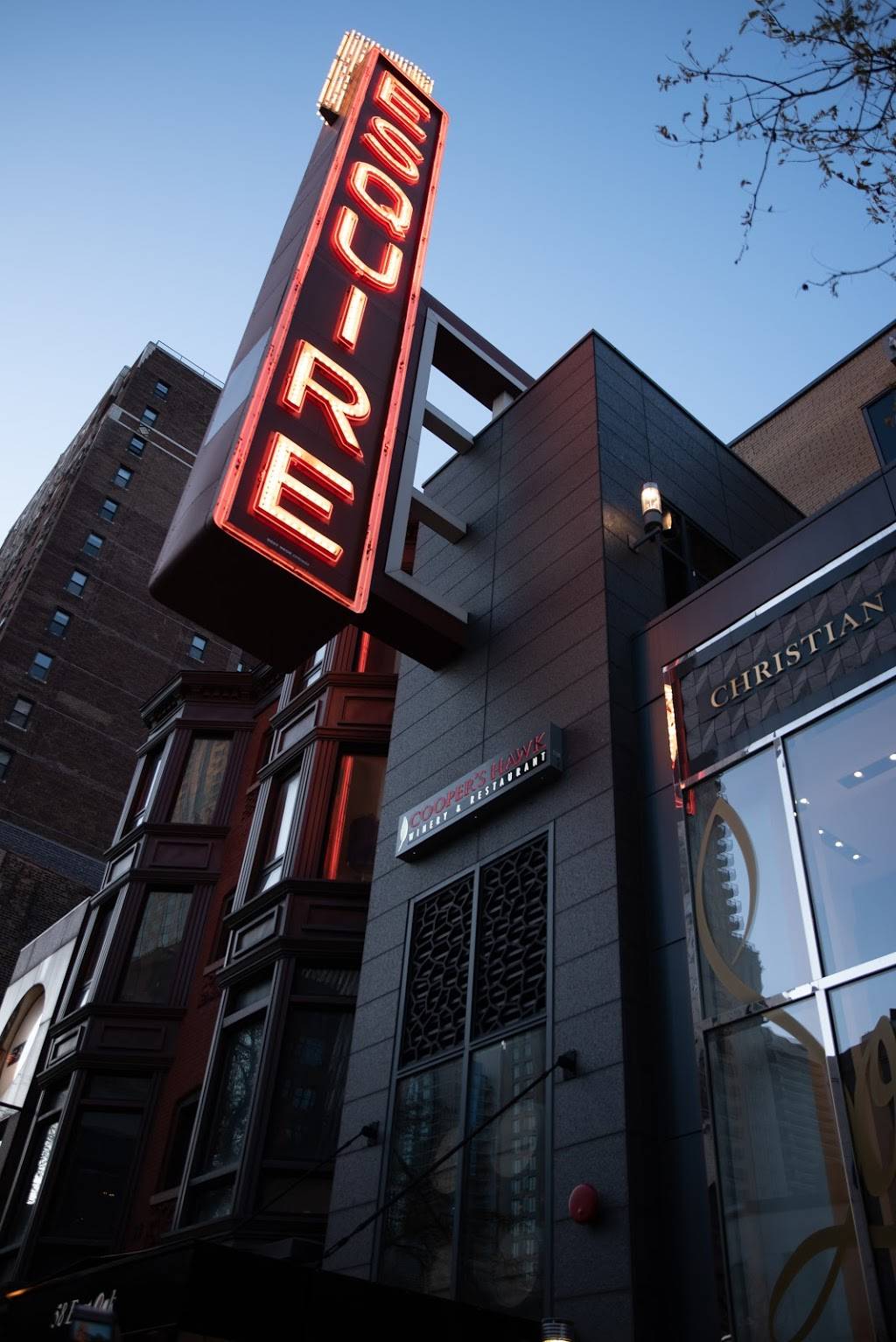 Coopers Hawk Winery & Restaurant - Esquire Chicago | restaurant | 58 E Oak St, Chicago, IL 60611, USA | 3127369999 OR +1 312-736-9999