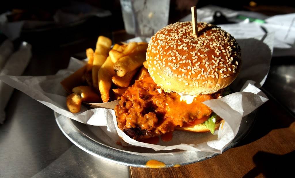 Sesame Burgers & Beer | restaurant | 4726 Spruill Ave, North Charleston, SC 29405, USA | 8435544903 OR +1 843-554-4903