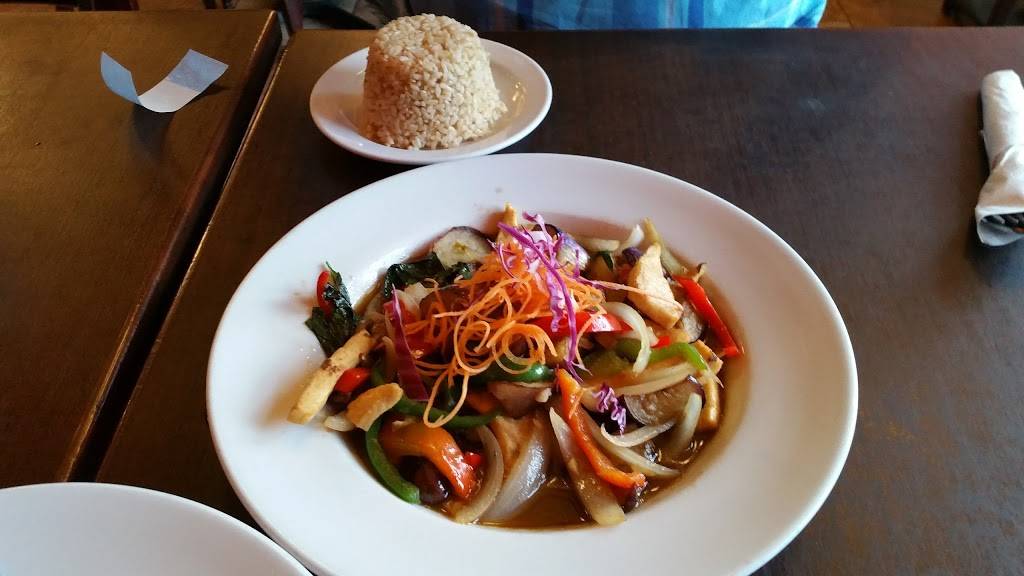 Aloy Thai Cuisine | restaurant | 2720 Canyon Blvd, Boulder, CO 80302, USA | 3034402903 OR +1 303-440-2903