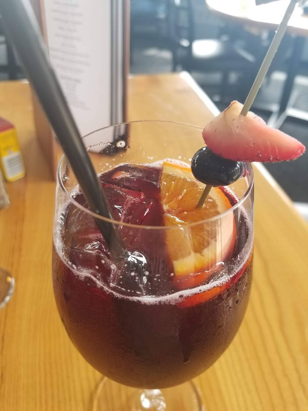 Boat Club Restaurant | restaurant | 600 E Superior St, Duluth, MN 55802, USA | 2187274880 OR +1 218-727-4880