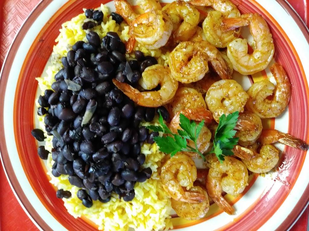 Billy’s Seafood & Gyros | restaurant | 8501 N Nebraska Ave, Tampa, FL 33604, USA | 8139315637 OR +1 813-931-5637