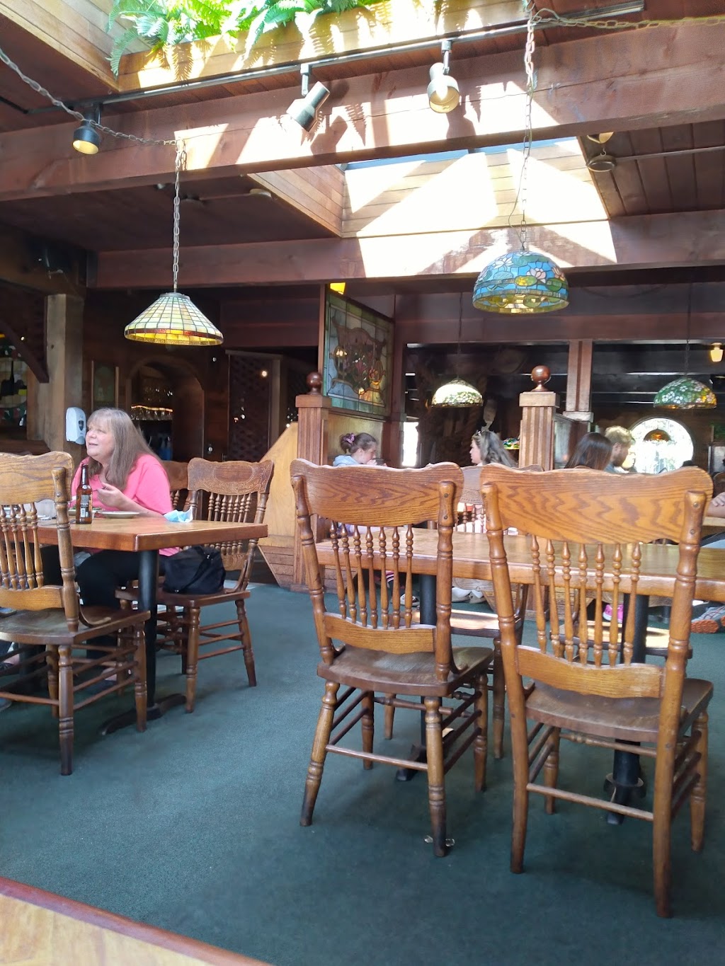 Pier 101 | restaurant | 415 US-101, Lincoln City, OR 97367, USA | 5419948840 OR +1 541-994-8840