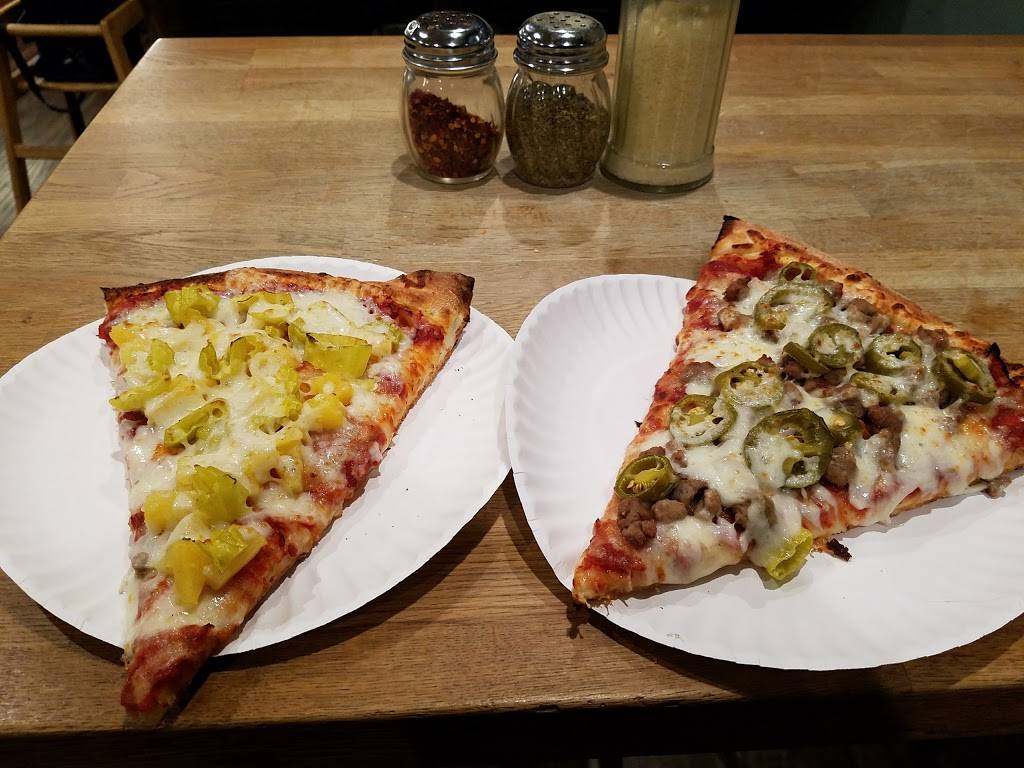 Seniores Pizza | restaurant | 559 Divisadero St, San Francisco, CA 94117, USA | 4154005222 OR +1 415-400-5222