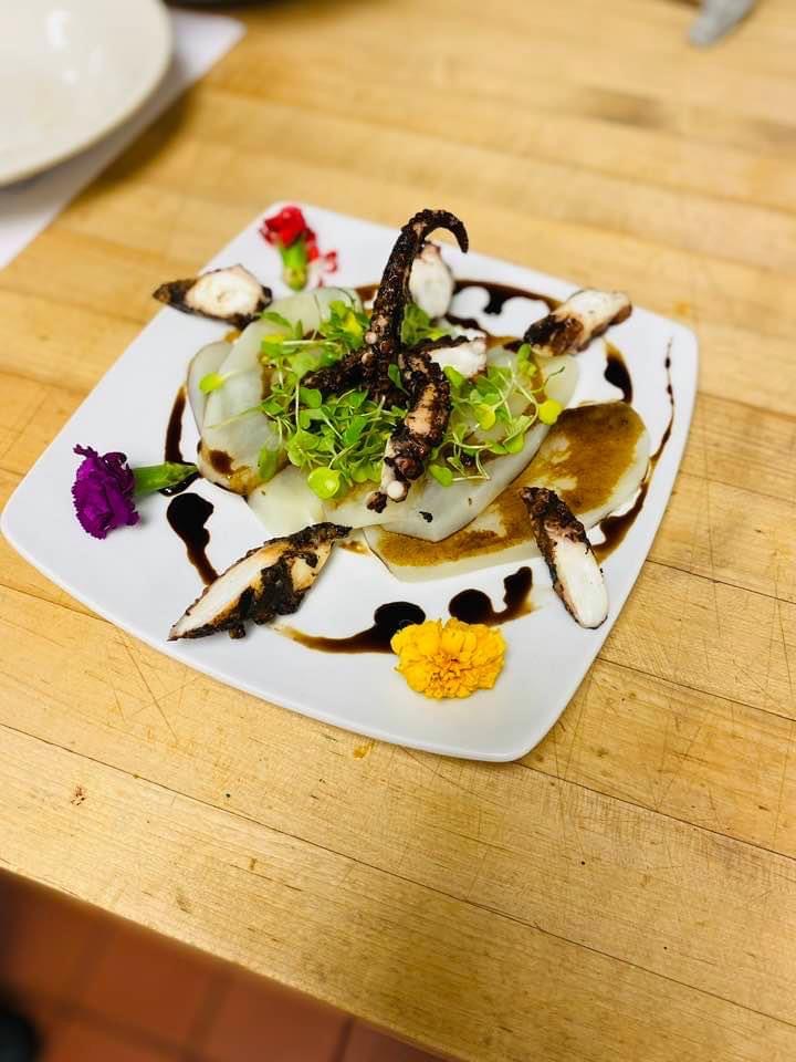 MaeloKing Personal Chef | restaurant | 100 Fulkerson Dr, Waterbury, CT 06708, USA | 2037258213 OR +1 203-725-8213