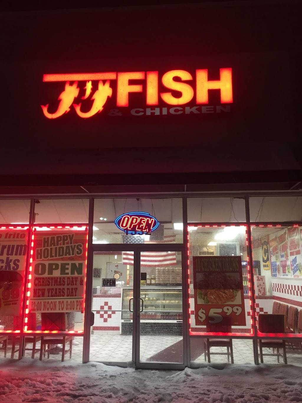 J J FISH & CHICKEN OF WAUKEGAN | restaurant | 1332 N Lewis Ave, Waukegan, IL 60085, USA | 8473601212 OR +1 847-360-1212