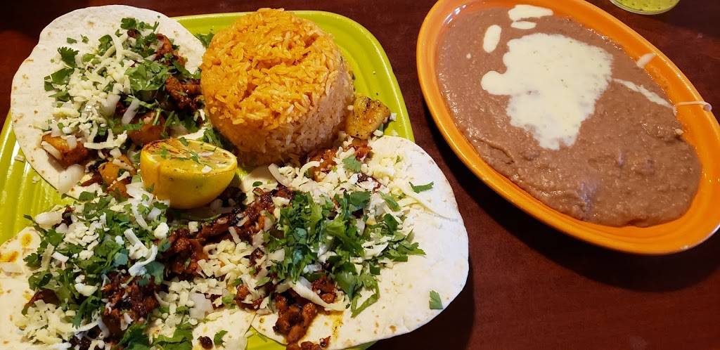 El Toro Bravo Mexican Restaurant | restaurant | 2561 W Springfield Ave, Champaign, IL 61821, USA | 2173517024 OR +1 217-351-7024