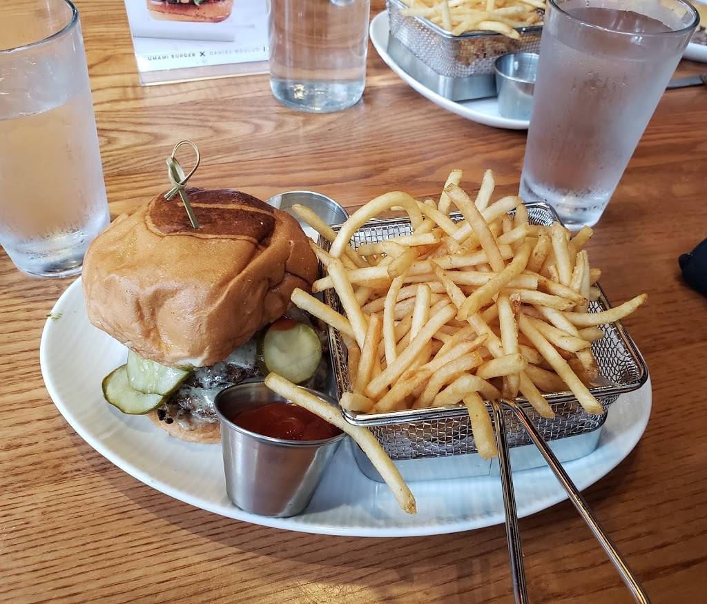 Umami Burger Soma | restaurant | 242 King St, San Francisco, CA 94107, USA | 4159048626 OR +1 415-904-8626