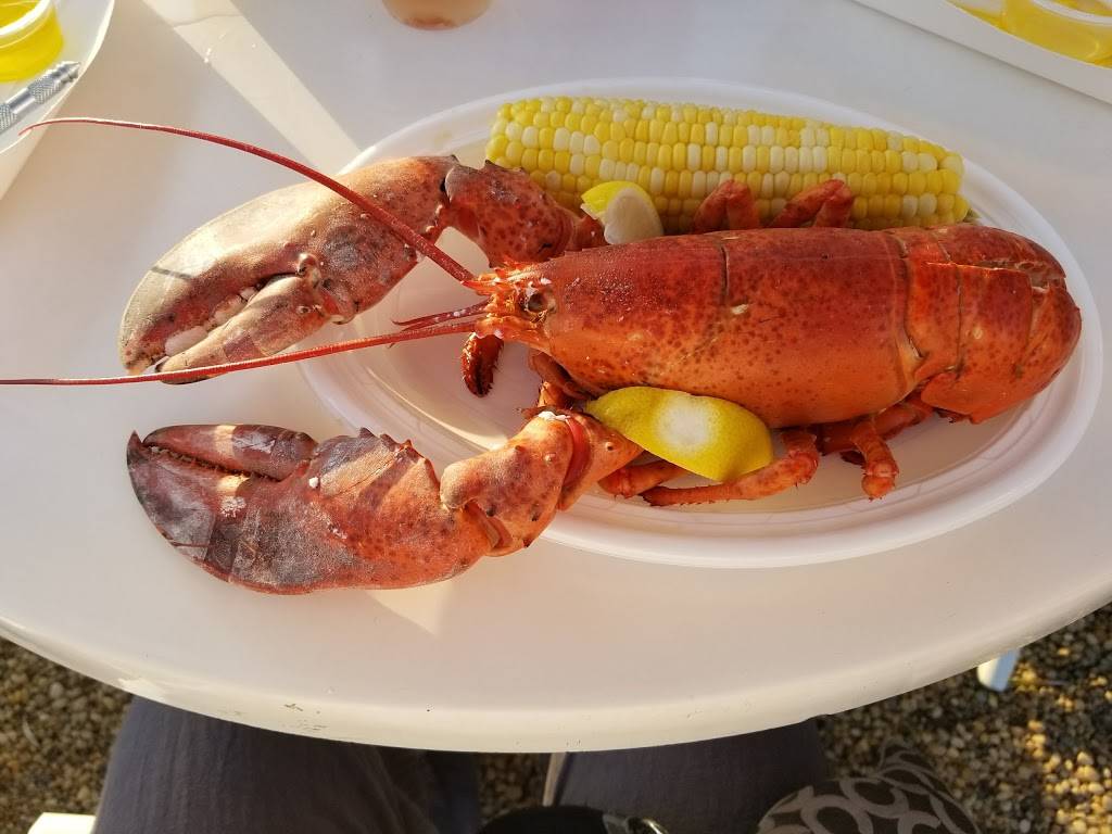 Clam Bar At Napeague | restaurant | 2025 Montauk Hwy, Amagansett, NY 11930, USA | 6312676348 OR +1 631-267-6348