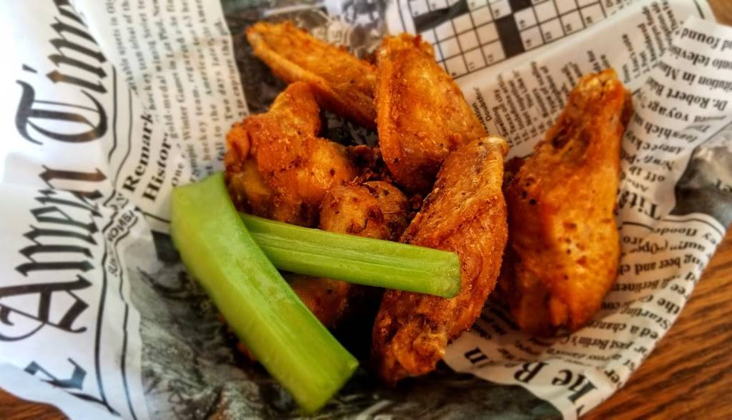 B-Sides - Burgers, Birds & Brews | restaurant | 467 Franklin St, Rocky Mount, VA 24151, USA | 5404562337 OR +1 540-456-2337