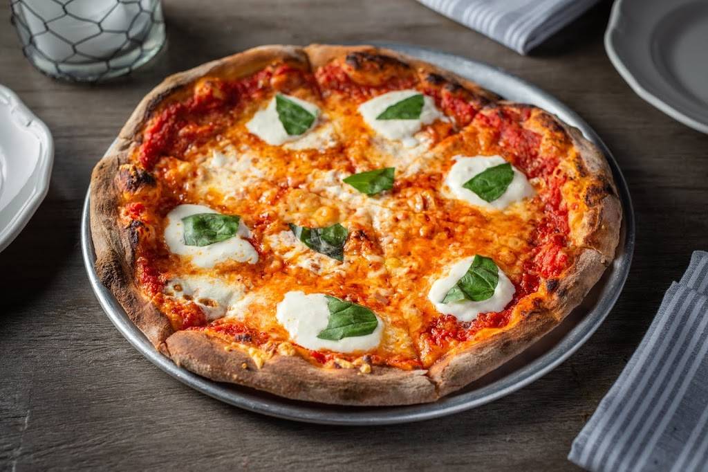 etta | restaurant | 1840 W North Ave, Chicago, IL 60622, USA | 3127574444 OR +1 312-757-4444