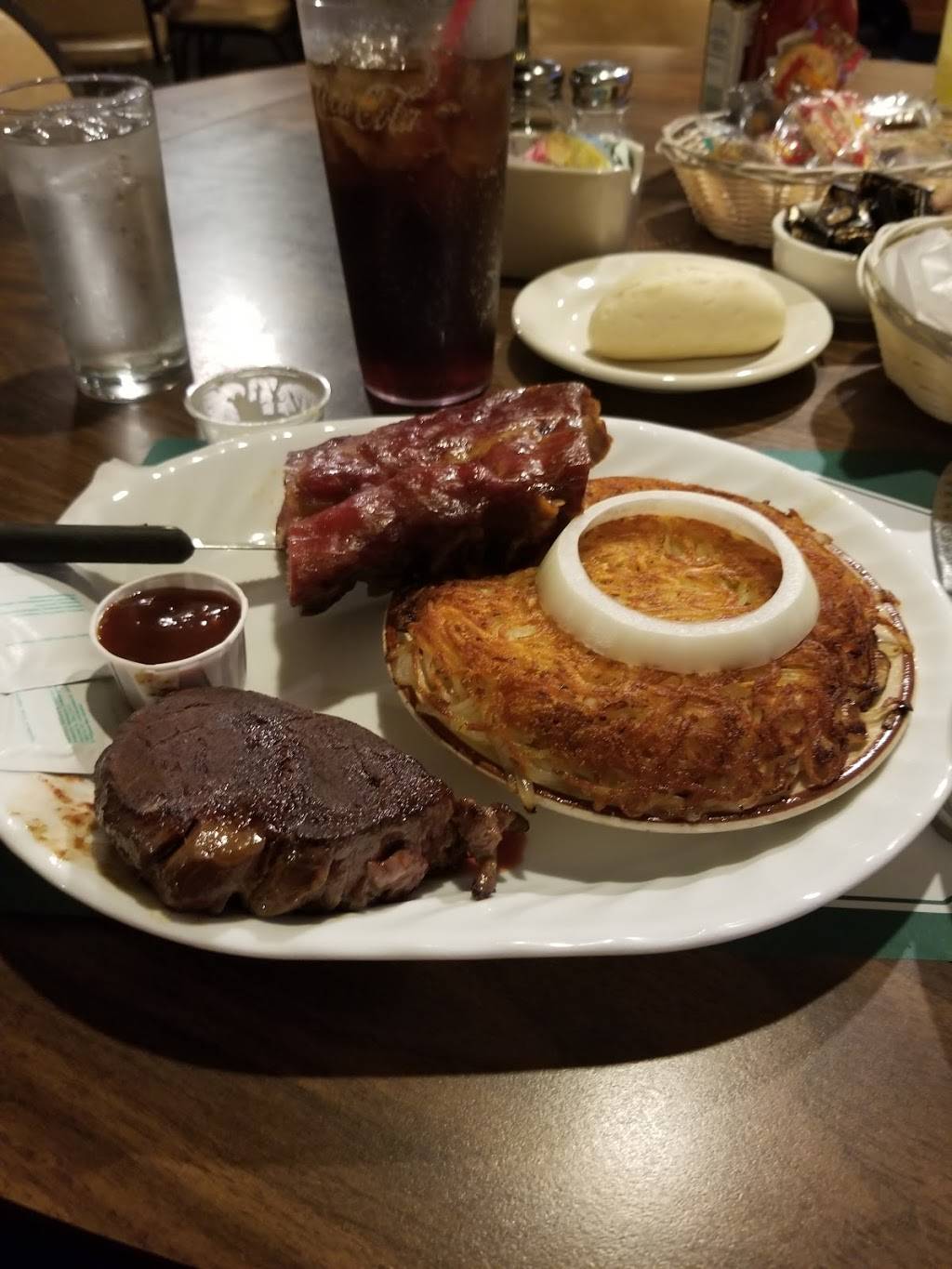 Dehns Country Manor | restaurant | 11281 Fernbrook Ln N, Maple Grove, MN 55369, USA | 7634206460 OR +1 763-420-6460