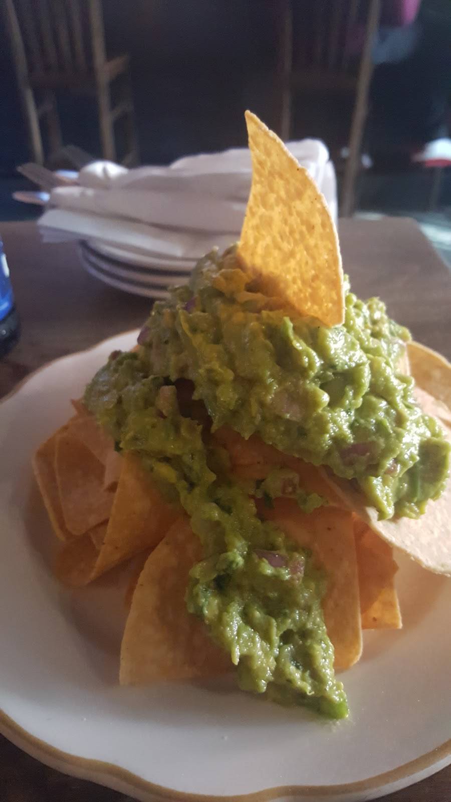 Black Horse Pub | restaurant | 568 5th Ave, Brooklyn, NY 11215, USA | 7187881975 OR +1 718-788-1975