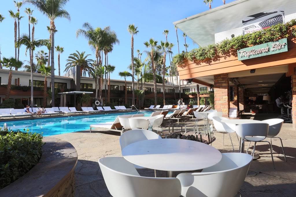 Tropicana Pool Cafe | restaurant | 7000 Hollywood Blvd, Los Angeles, CA 90028, USA | 3234667000 OR +1 323-466-7000