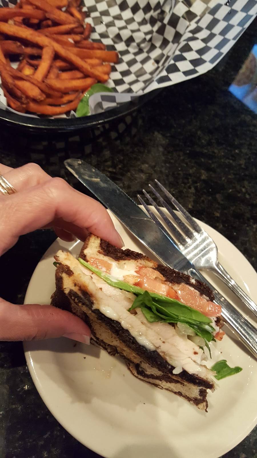 Thirstys Bar & Grill | restaurant | 2412 Ferguson Rd, Allison Park, PA 15101, USA | 4124926140 OR +1 412-492-6140