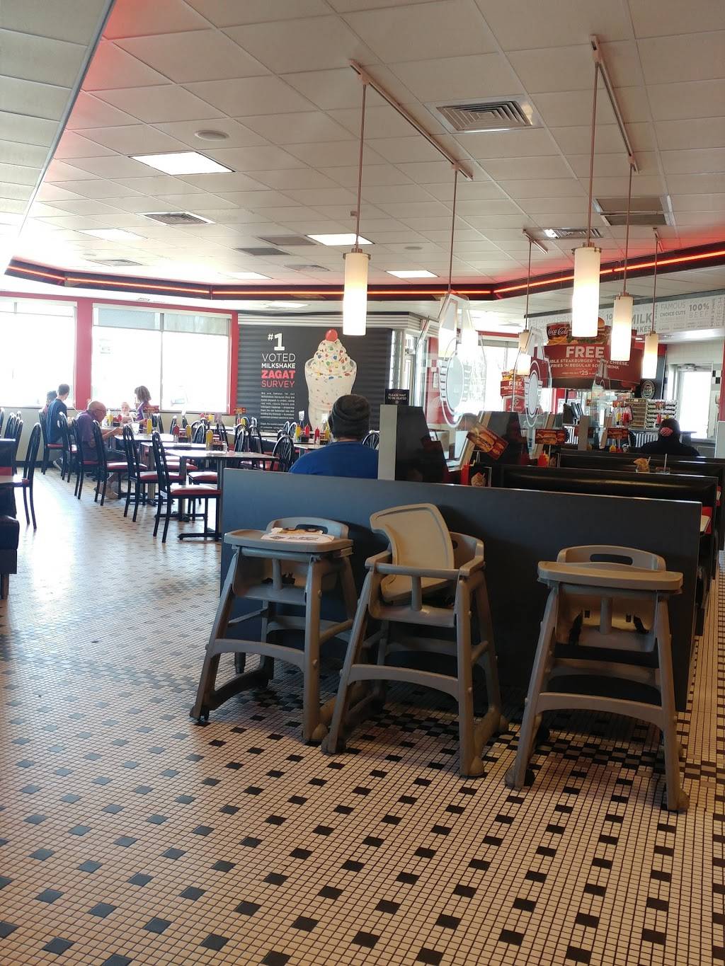 Steak n Shake | restaurant | 1015 James Ave, Bedford, IN 47421, USA | 8122755616 OR +1 812-275-5616