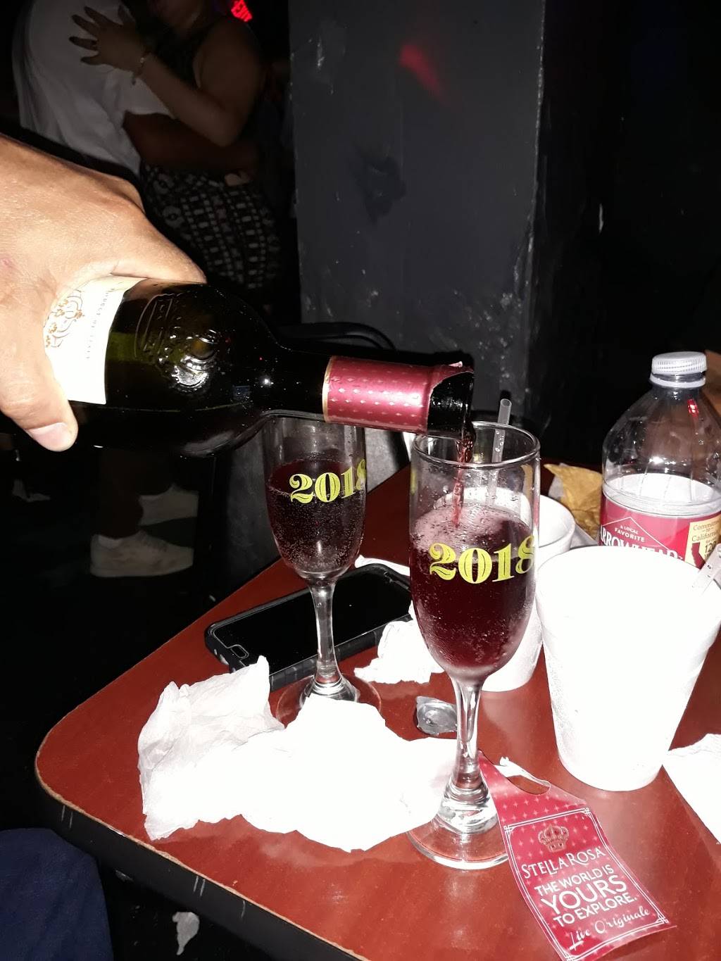 Paraiso | restaurant | 115 W 3rd St, Los Angeles, CA 90013, USA | 2136257845 OR +1 213-625-7845