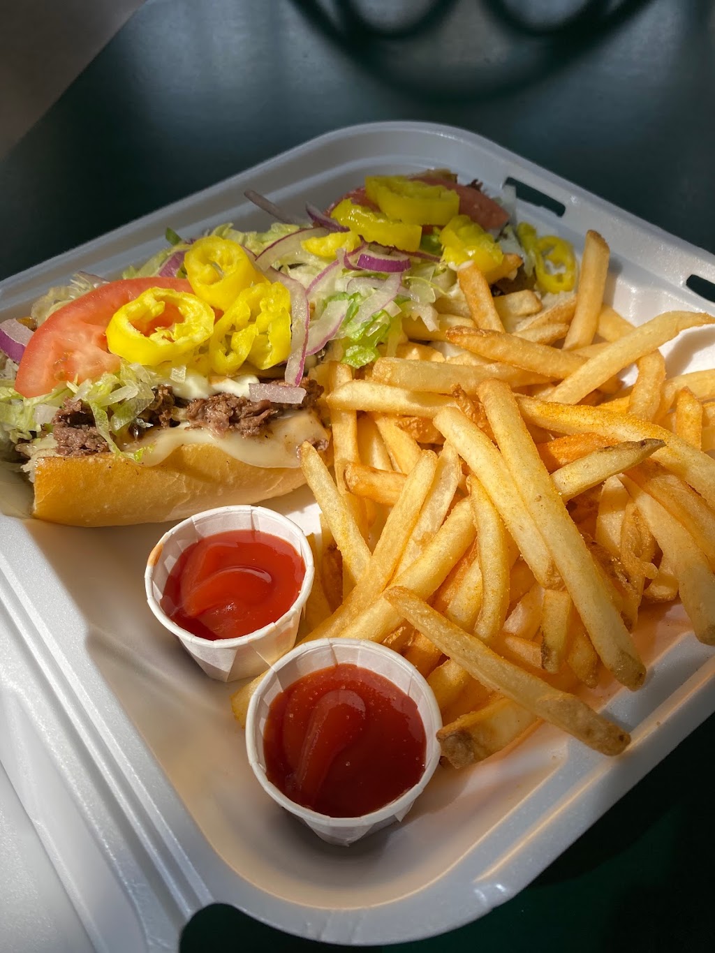 Mambos cheesesteak grill | restaurant | 222 E Market St, Indianapolis, IN 46204, USA | 3179291180 OR +1 317-929-1180