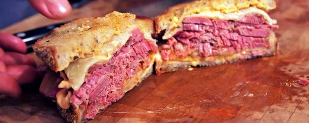 Red Shamrock Ltd. | restaurant | 319 E Main St, Norwalk, OH 44857, USA | 4196816886 OR +1 419-681-6886