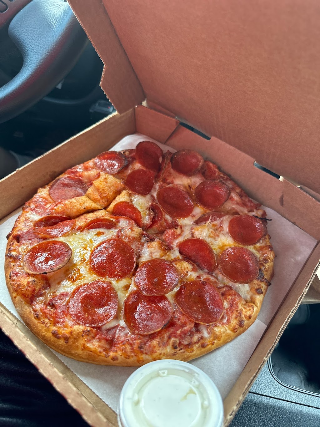 Johnnys Pizza | restaurant | 1526 N Main St, Meridian, ID 83642, USA | 2088884857 OR +1 208-888-4857