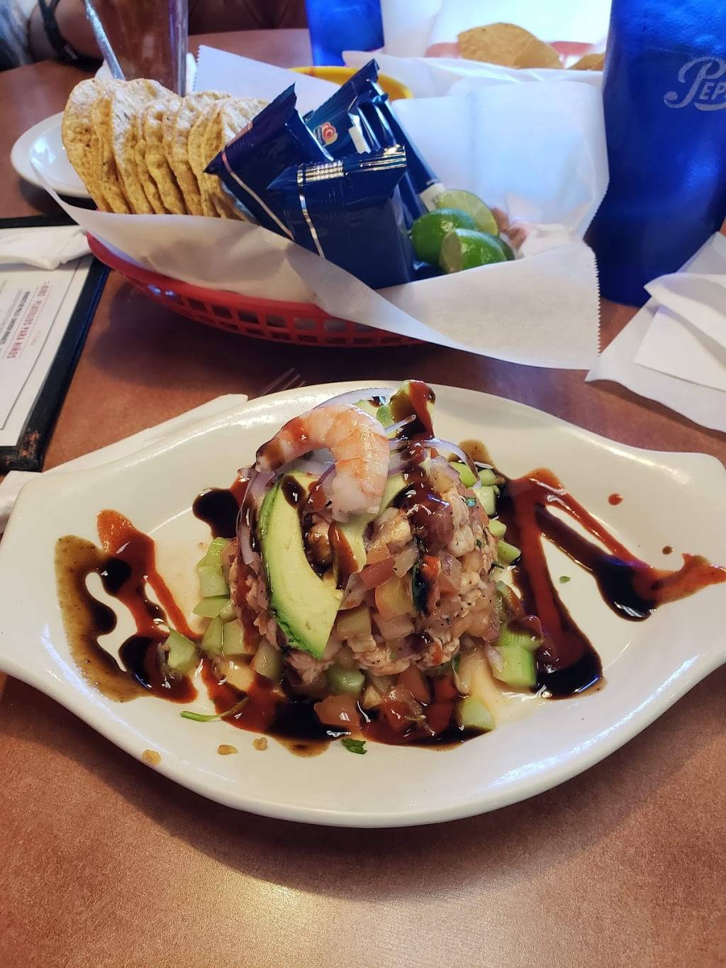 El Alboroto Mariscos & Chavelas | restaurant | 8427 W Peoria Ave, Peoria, AZ 85345, USA | 6232363303 OR +1 623-236-3303