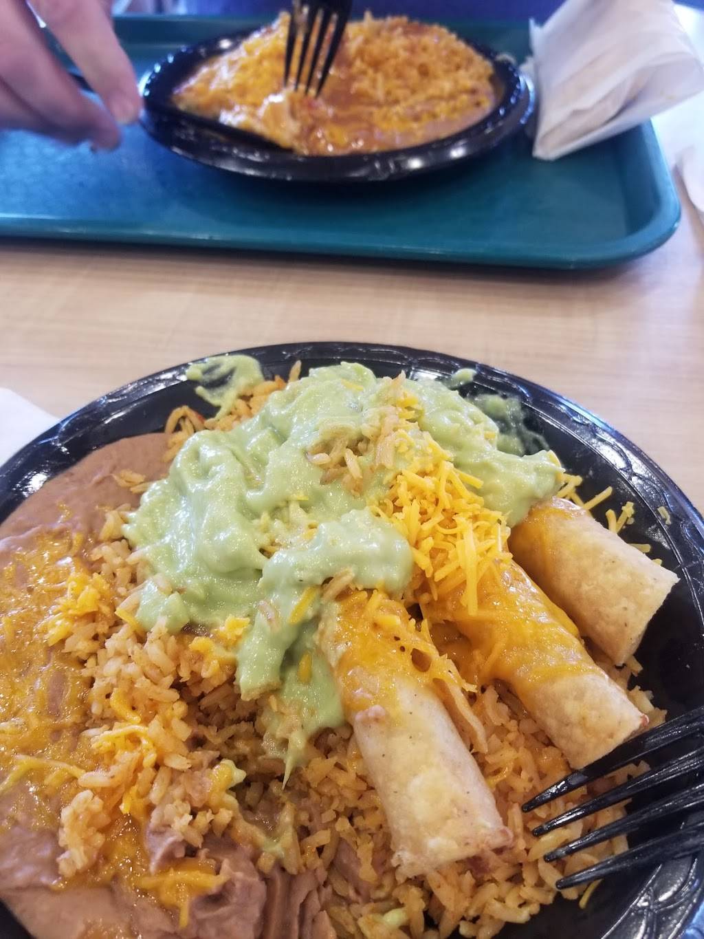 Miguels Jr | restaurant | 12860 Day St, Moreno Valley, CA 92553, USA | 9516970390 OR +1 951-697-0390