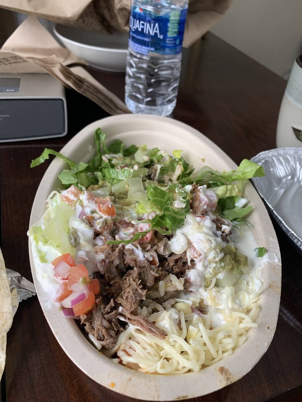 Chipotle Mexican Grill | restaurant | 2303 White Bear Ave, N Ste H, Maplewood, MN 55109, USA | 6517772155 OR +1 651-777-2155