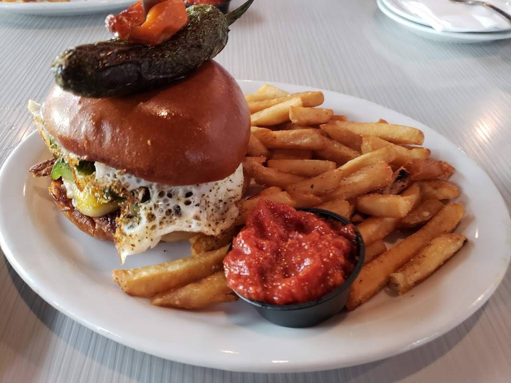 Slaters 50/50 | restaurant | 61 N Raymond Ave, Pasadena, CA 91103, USA | 6267659700 OR +1 626-765-9700