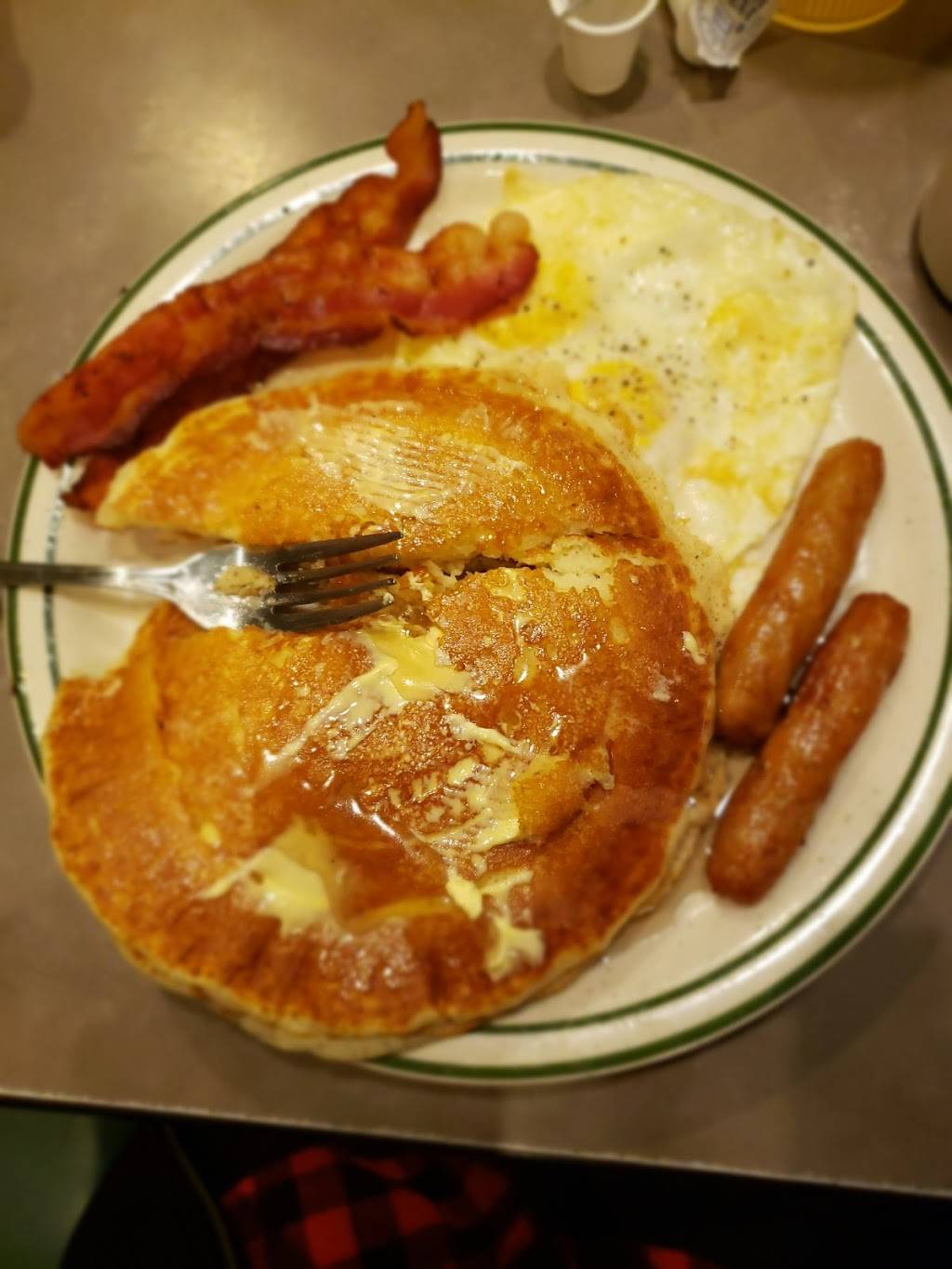 NORMS Restaurant | restaurant | 16572 Beach Blvd, Huntington Beach, CA 92647, USA | 7148411919 OR +1 714-841-1919