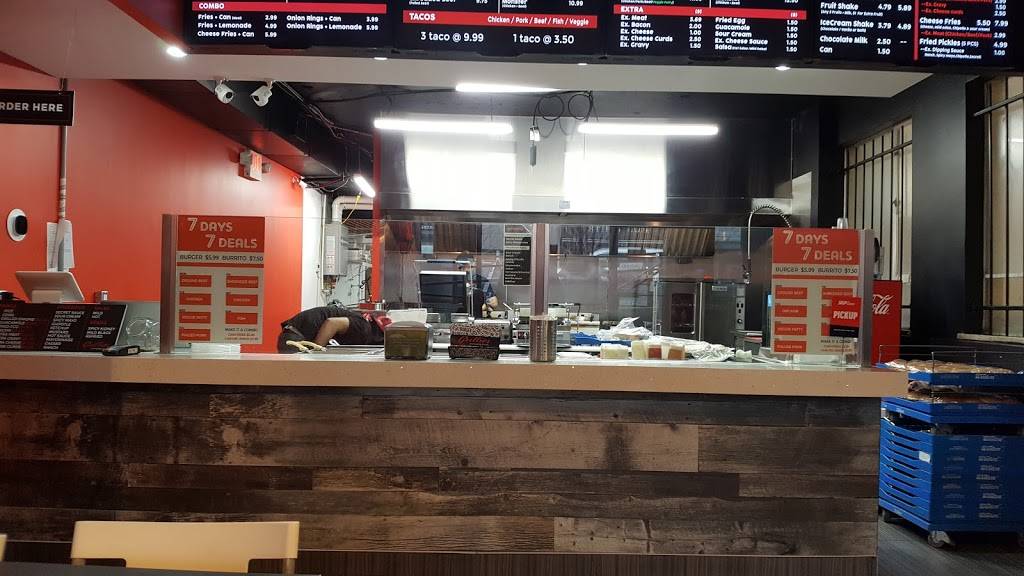 Grillies(Bayview) | restaurant | 1560 Bayview Ave, Toronto, ON M4G 3B8, Canada | 6477481236 OR +1 647-748-1236