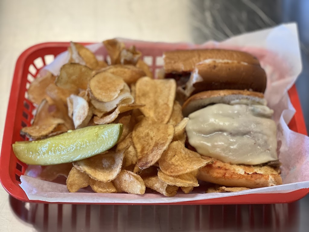 Stormy’s at Riverwalk | restaurant | 61A Riverwalk Blvd, Ridgeland, SC 29936, USA | 8436455544 OR +1 843-645-5544