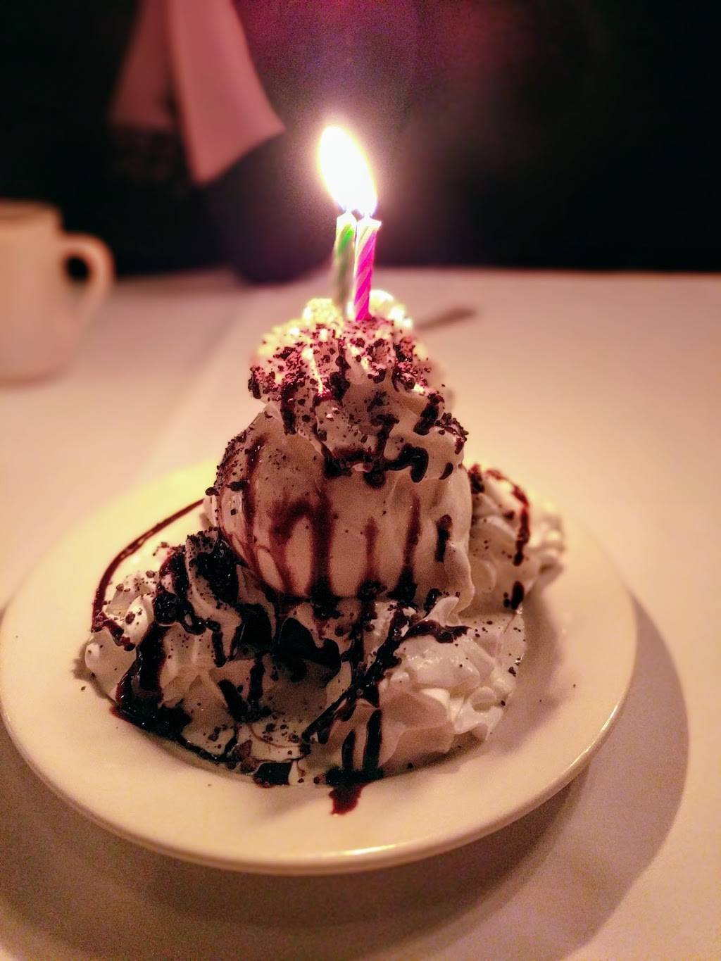 Lewnes Steakhouse | restaurant | 401 Fourth St, Annapolis, MD 21403, USA | 4102631617 OR +1 410-263-1617