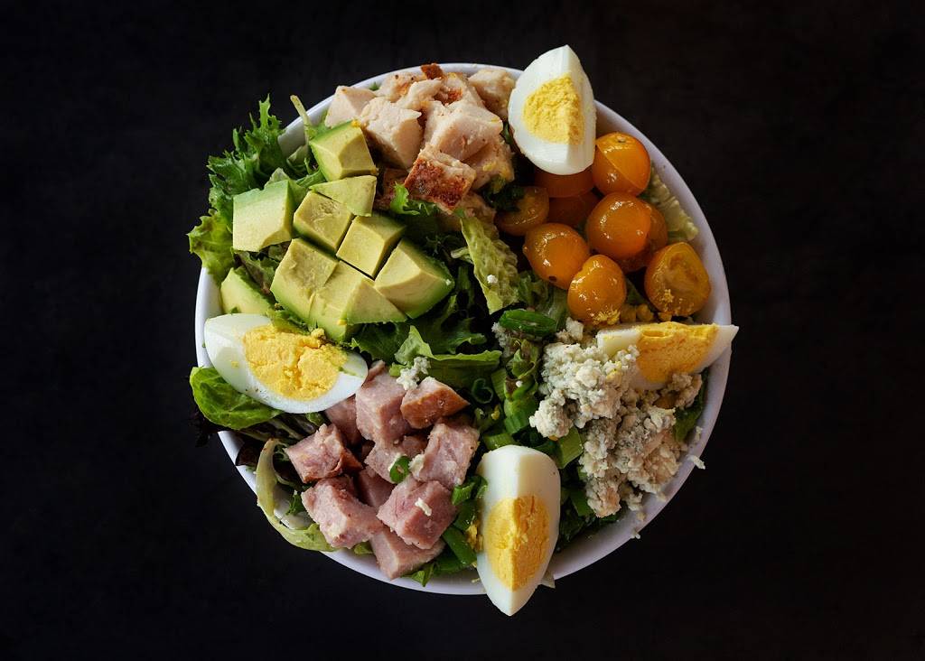 ZZA Pizza + Salad - CWE | restaurant | 54 N Euclid Ave, St. Louis, MO 63108, USA | 3143008700 OR +1 314-300-8700