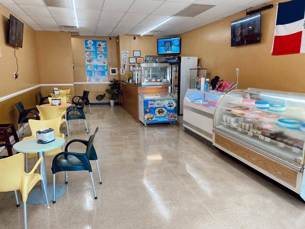 Antojitos Dominicanos | bakery | 510 Pleasant Hill Rd Ste B, Lilburn, GA 30047, USA | 4702687097 OR +1 470-268-7097